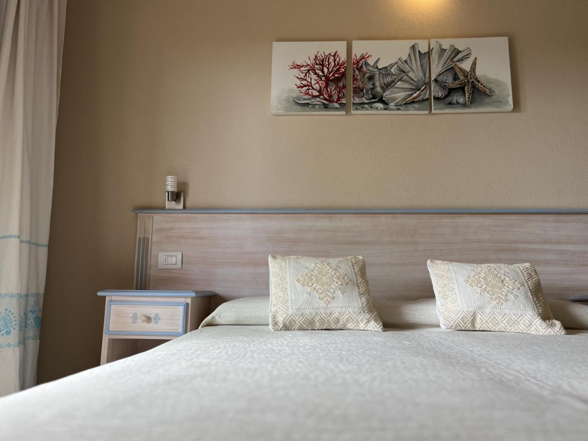 Hotel Lu Pitrali San Teodoro  Εξωτερικό φωτογραφία