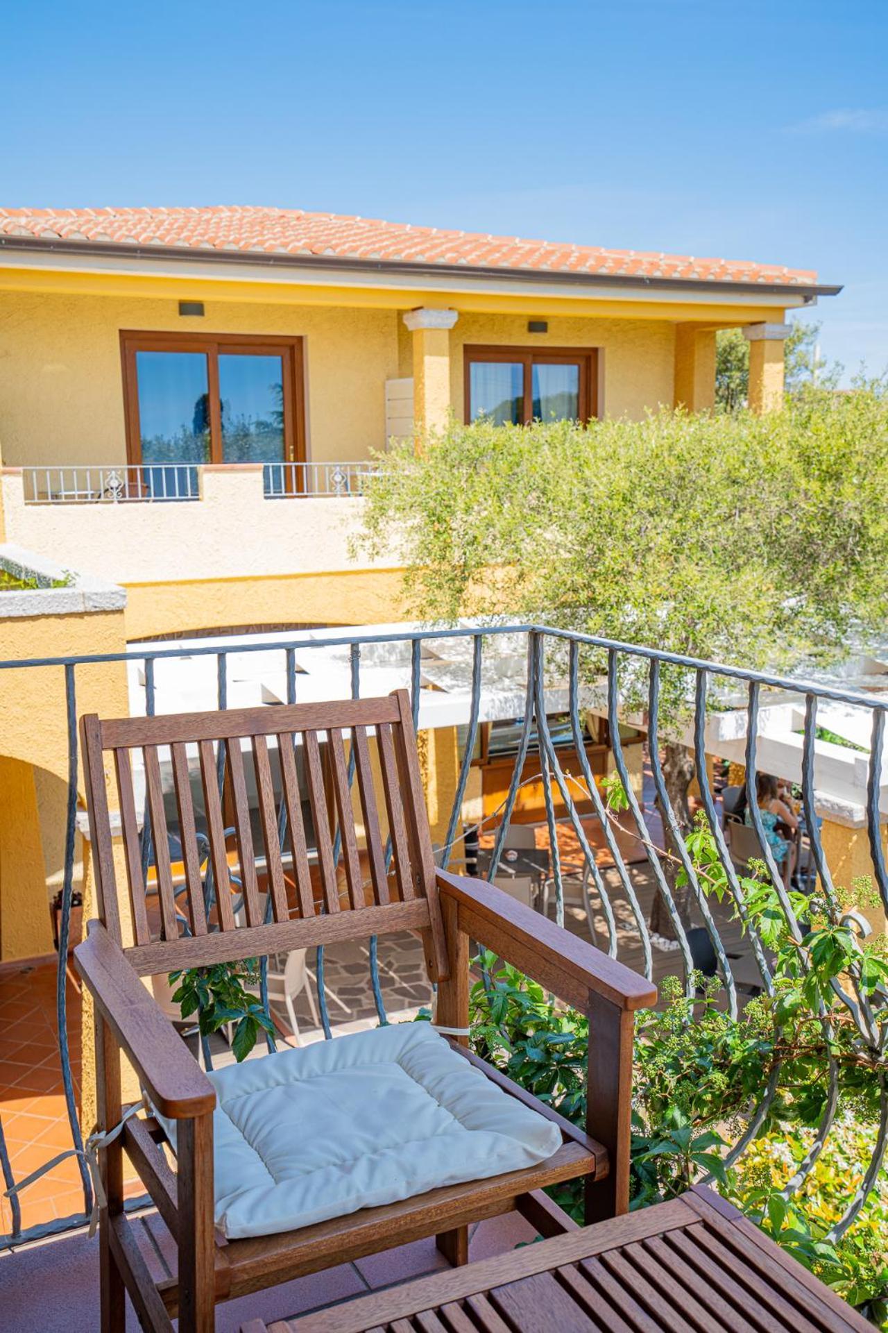 Hotel Lu Pitrali San Teodoro  Εξωτερικό φωτογραφία