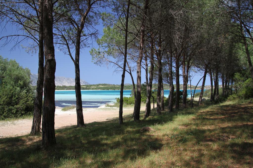 Hotel Lu Pitrali San Teodoro  Εξωτερικό φωτογραφία